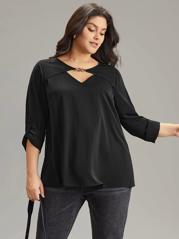 Static-Free Plain Keyhole Chain Detail Blouse Static-Free Plain Keyhole Chain Detail Blouse
