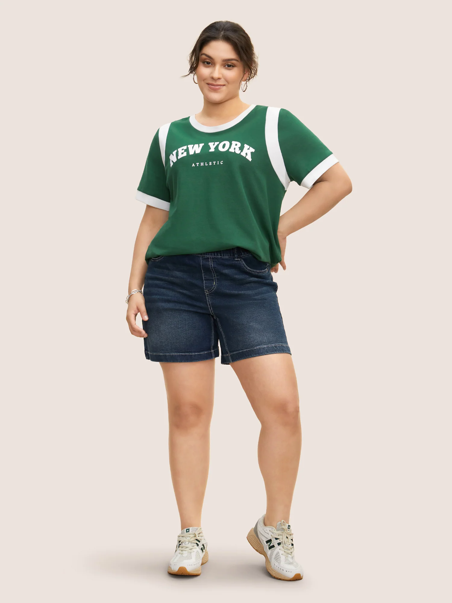 Contrast Letter Print Round Neck T-shirt Contrast Letter Print Round Neck T-shirt
