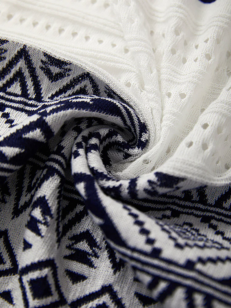 Bandana Print Geo Eyelet Ties Front Cardigan Bandana Print Geo Eyelet Ties Front Cardigan