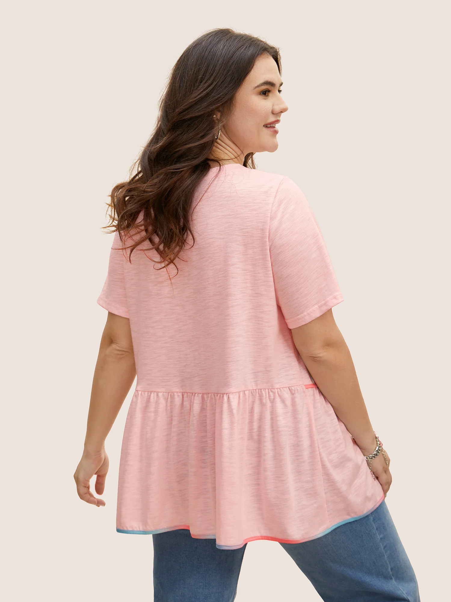 Round Neck Contrast Tucked Seam Ruffles T-shirt Round Neck Contrast Tucked Seam Ruffles T-shirt