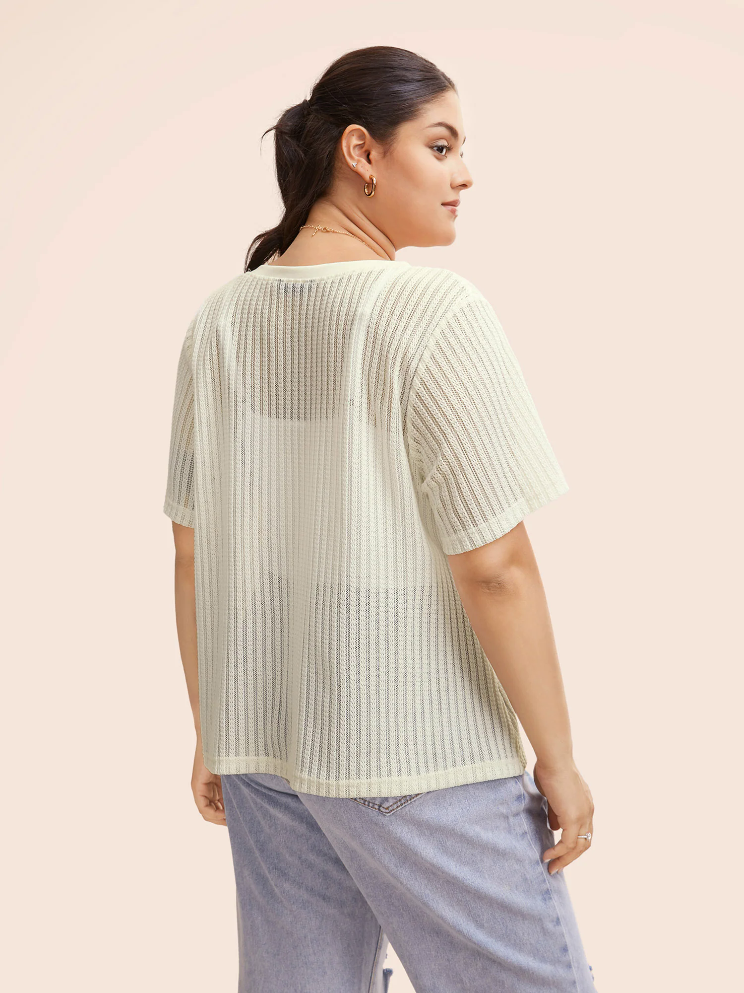 Round Neck Pointelle Knit T-shirt Round Neck Pointelle Knit T-shirt