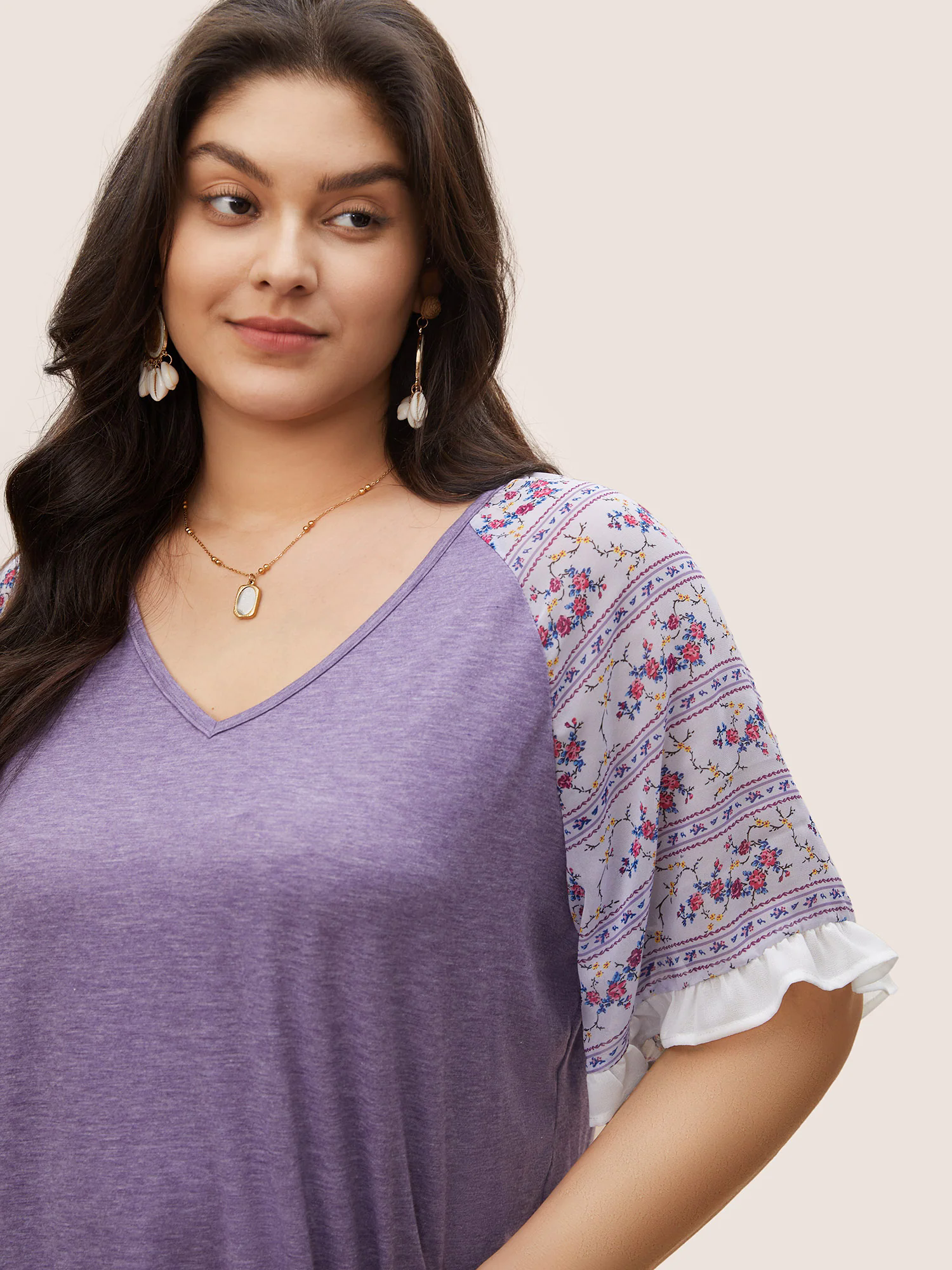 Ditsy Floral Patchwork Frill Trim Raglan Sleeve T-shirt Ditsy Floral Patchwork Frill Trim Raglan Sleeve T-shirt