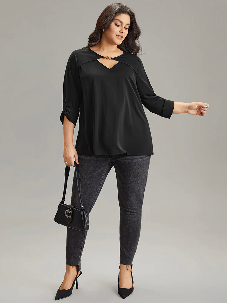 Static-Free Plain Keyhole Chain Detail Blouse Static-Free Plain Keyhole Chain Detail Blouse