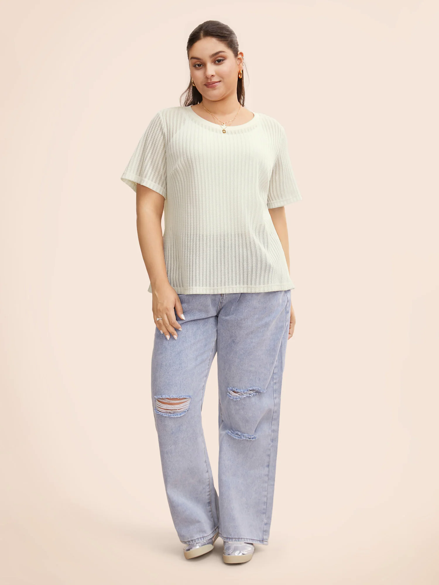 Round Neck Pointelle Knit T-shirt Round Neck Pointelle Knit T-shirt