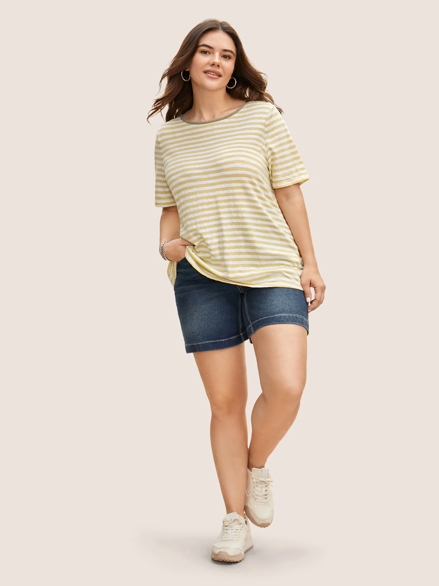 Striped Round Neck Twist Backless T-shirt Striped Round Neck Twist Backless T-shirt