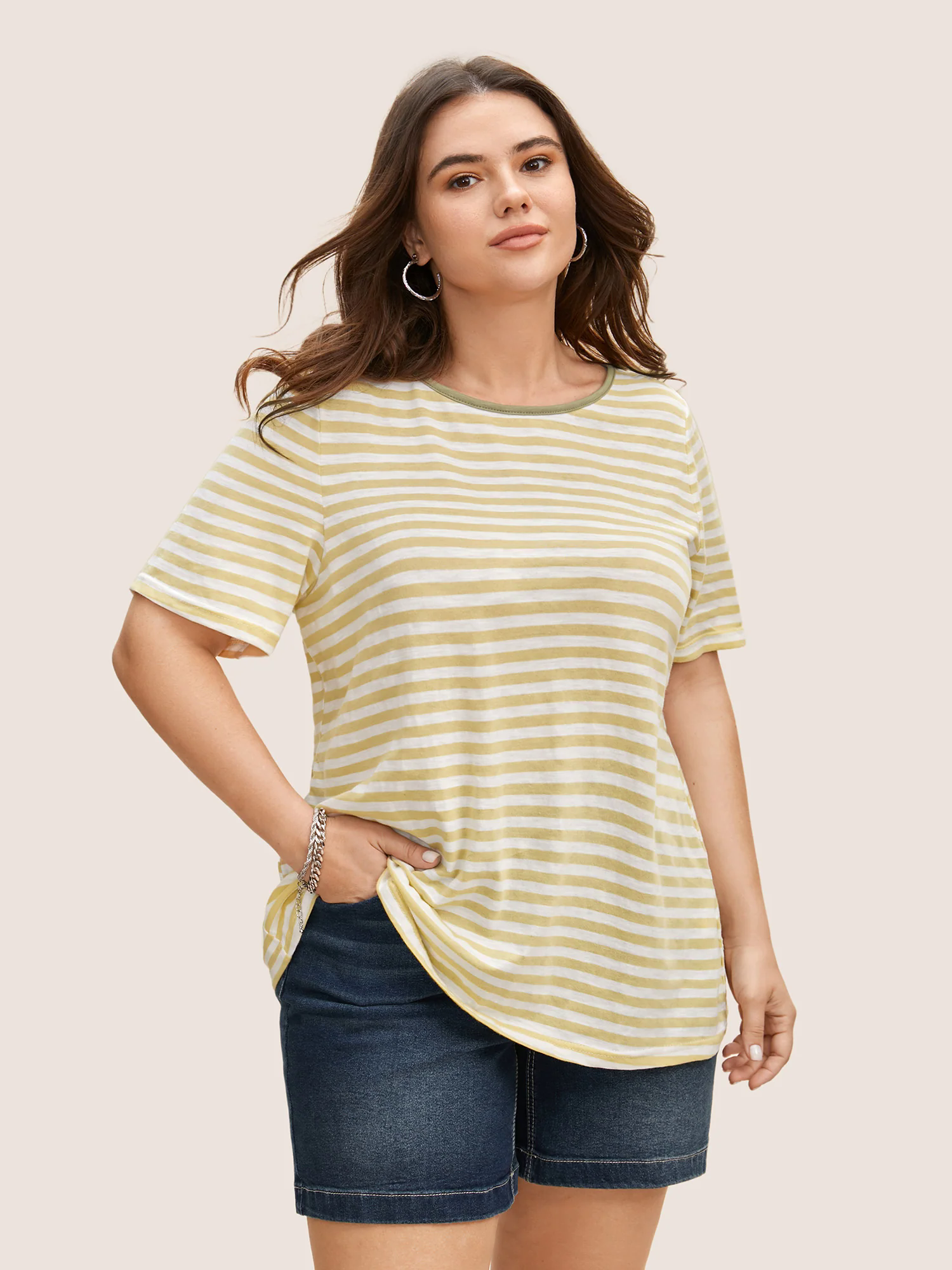 Striped Round Neck Twist Backless T-shirt Striped Round Neck Twist Backless T-shirt